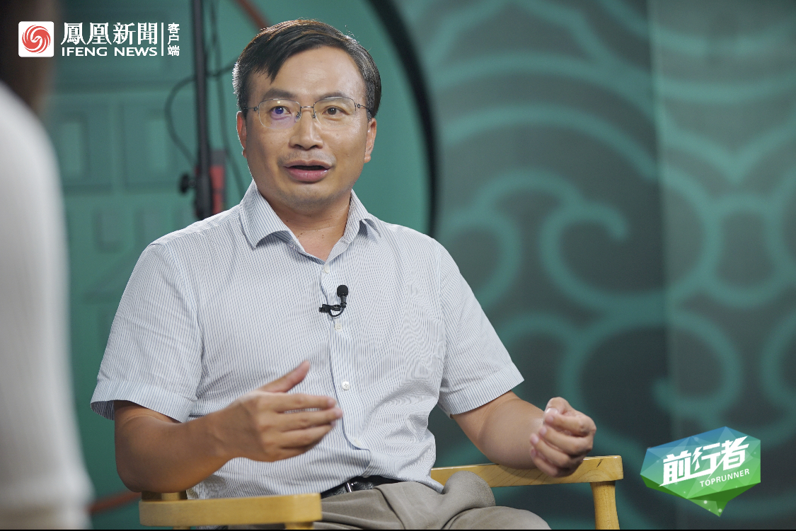 邓海清：有时候你自认为是精英，其实在别人眼里是一个纯屌丝|前行者